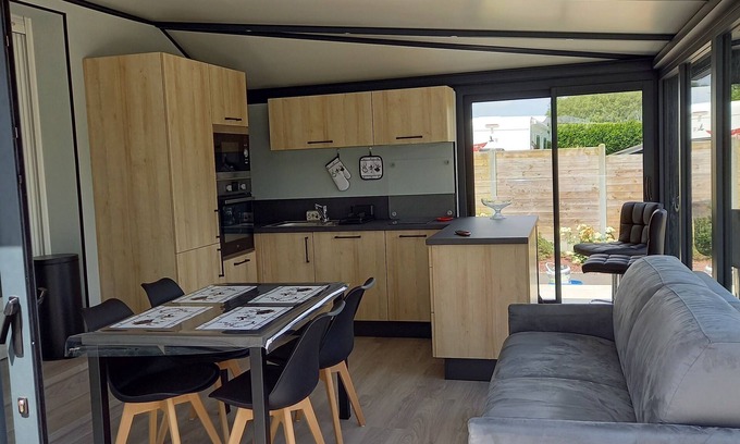 Saint-Pere Apartment | Discover Comfort Just 7km from Saint Malo with Spa Access