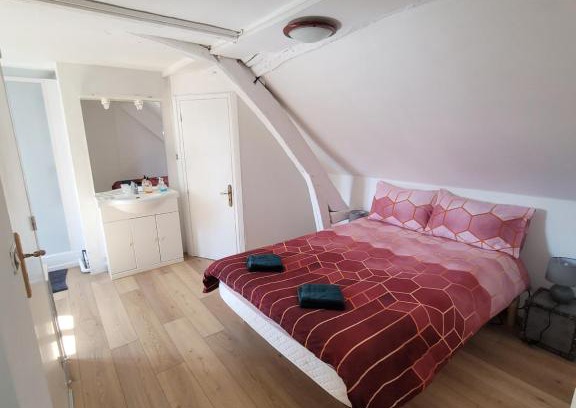 Cormeilles Apartment | Comfortable 2-Room Stay at Au Relais Normand Hotel