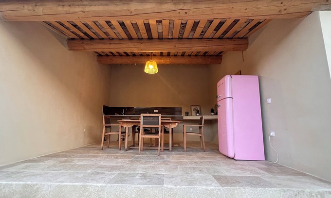 Puget Apartment | Serene Getaway in the Luberon with Pool & Pet-Friendly Options