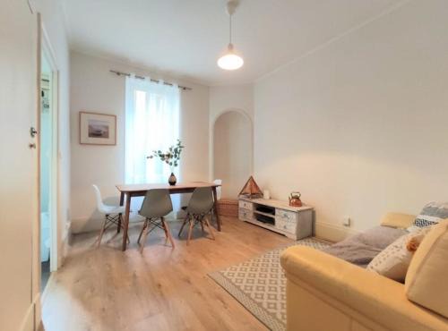 Faubourg Sud Apartment | Logement COSY proche centre-ville - WiFi