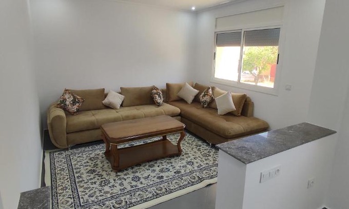 Selouane Apartment | Family-Friendly Retreat with Perfect 10 Guest Rating