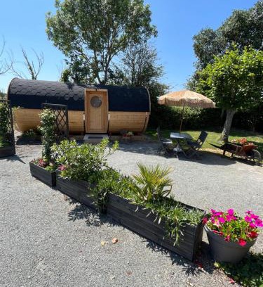 Commequiers Other | Unique Logement Insolite - Highly Rated & Family-Friendly Stay