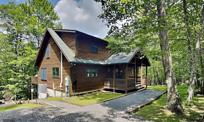 Oakland House | Logged Out | Hot Tub, Fire Pit, Game Tables