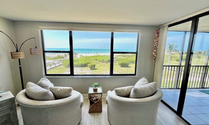 Sanibel Condo | Loggerhead 502 Beach Front: Family-Friendly Sanibel Escape