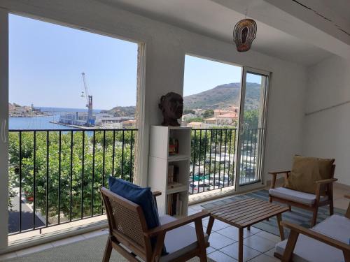 Port-Vendres Apartment | Convenient Loggia Català - Just 10 Minutes to Collioure