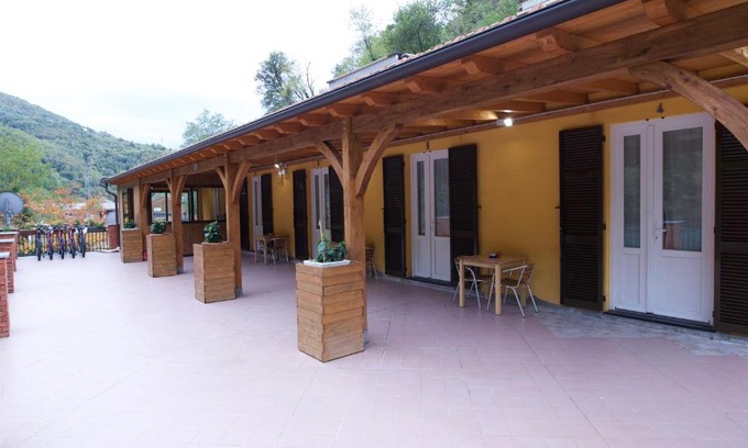 Carasco House | Pet-Friendly Loggia Piani Nuovi with Breakfast & High Ratings
