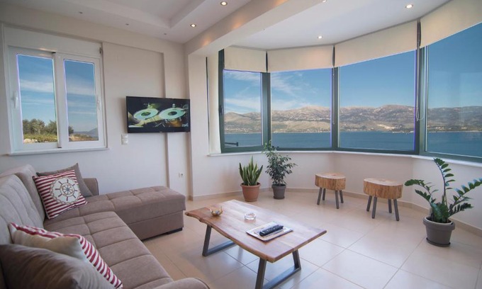 Kefalonia Apartment | Discover Loggos View Apartments: 4-Star Comfort Awaits