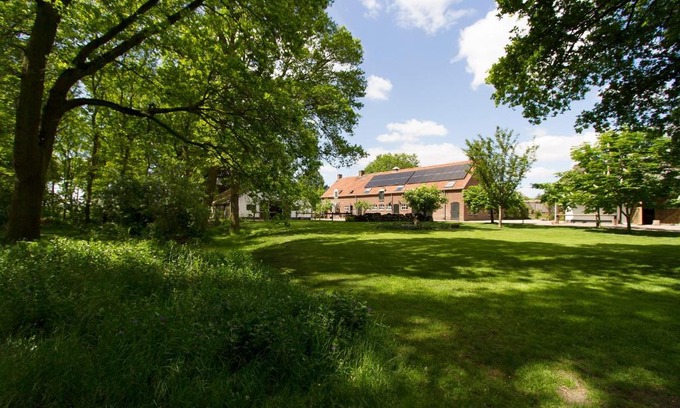 Gening House | Discover Logies Angelbeeck: Family-Friendly Getaway