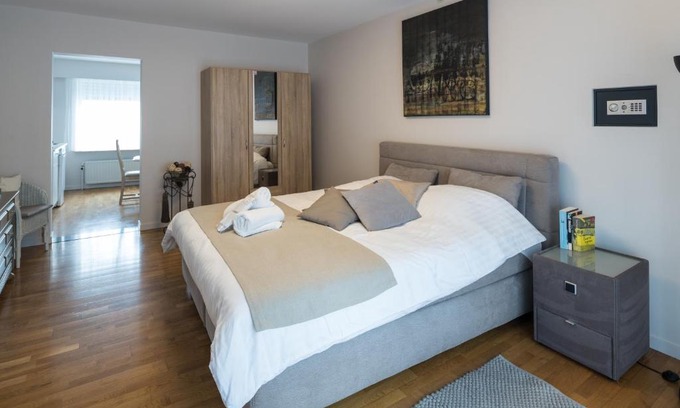 Beveren Apartment | Cozy Logies De blauwe regen: Rated 9/10 with Breakfast
