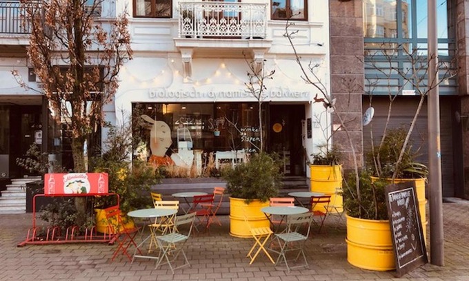 Harmonie Bed & Breakfast | Discover Logies Lapin: Pet-Friendly Stay with Breakfast
