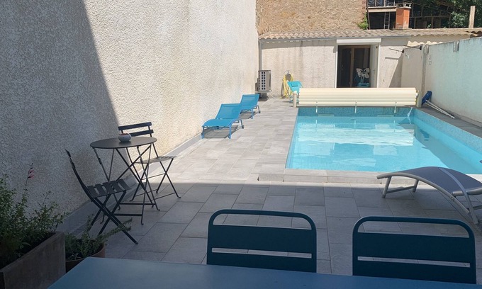 Bize-Minervois Bed & Breakfast | Experience Unmatched Comfort at Logis de la Foulerie