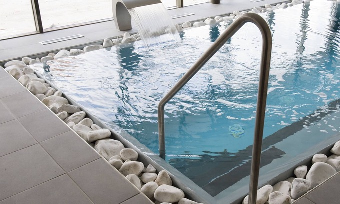 Mittelhausen Hotel | Discover Logis Hotel Restaurant A L'Etoile with Pool & Spa