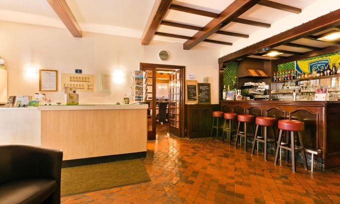 Saint-Nectaire Hotel | Tranquil Logis Hôtel de la Paix with Pool & Family Dining