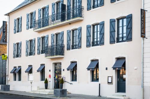 Luzy Hotel | Discover Hôtel du Morvan: Highly Rated & Pet Friendly Stay