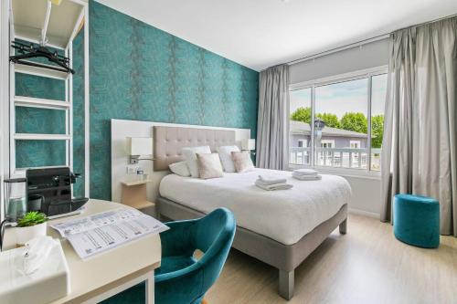 Morlaas Hotel | Pet-Friendly Haven at Logis Hôtel l'Amandier with Ocean Views