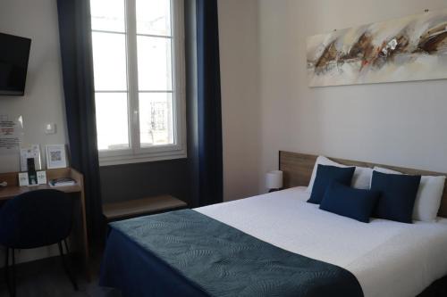 Cognac Hotel | Central Comfort at Logis Hôtel La Résidence, Cognac
