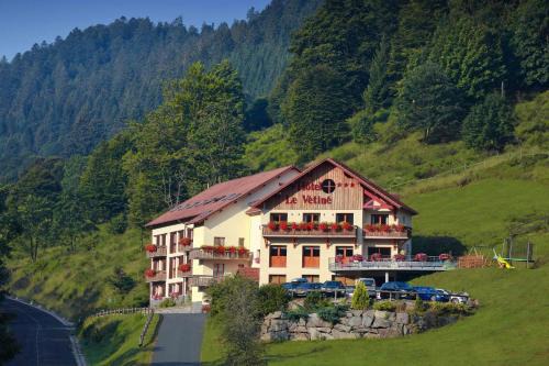 Le Valtin Hotel | Pet-Friendly Hôtel Le Vétiné with Spa and Hot Tub