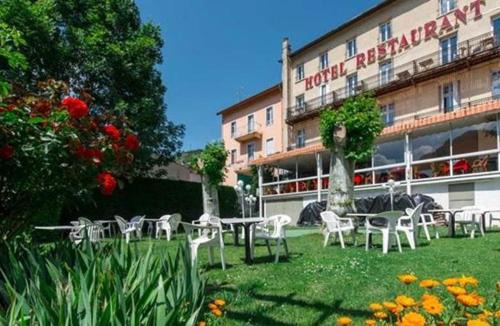 Tarascon-sur-Ariege Hotel | Discover Comfort at Logis Hôtel Restaurant de la Poste