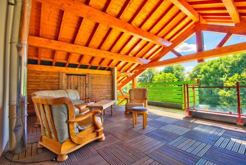 Paroisse Notre-Dame des Jolis Monts Hotel | Relax at Logis Hôtel Restaurant Le Chalet du Mont Roland