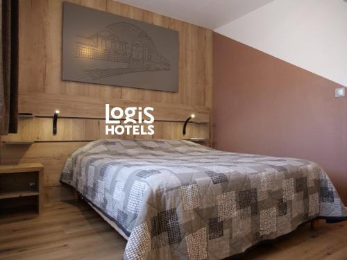 Saint-Mihiel Hotel | Pet-Friendly Hotel de la Gare with Family Amenities