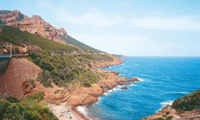 Agay Hotel | Family-Friendly Hotel L'Esterella with Restaurant & Breakfast