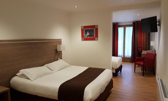 Ferrieres Hotel | Hotel Restaurant de l'Abbaye: Family-Friendly Getaway