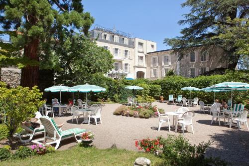 Chamalieres Hotel | Discover Hotel Royal Saint-Mart: Oceanfront & Pet Friendly