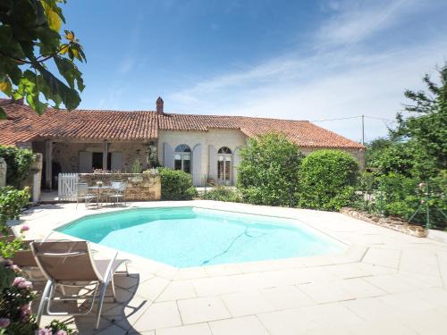 Saint-Laurent-de-la-Salle House | Elegant Logis La Tour - Gîte Orangerie with Pool & Pets