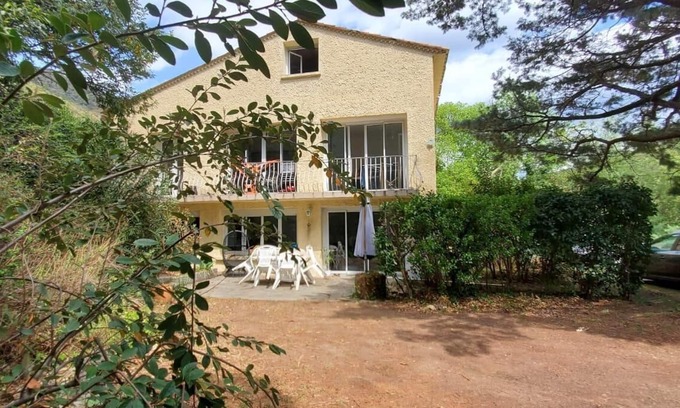 Arles-sur-Tech Apartment | Logis PONIENTE 4 persons with swimming pool