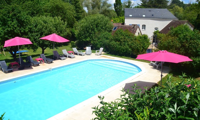 Perrusson Cottage | Inviting Loire Valley Cottage with Heated Pool & Fishing Lake