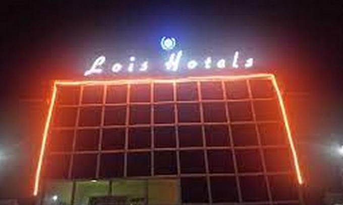 Makurdi Cabin | Cozy Room at Lois Hotels Ltd with Pool & Family-Friendly Fun