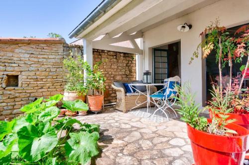 Loix House | Relax and Explore the Beautiful Île de Ré Here