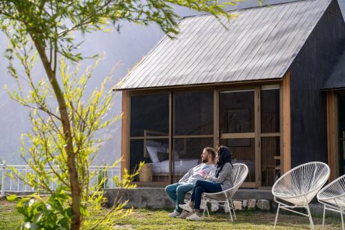 Karimabad Hotel | Guest Rated 10/10: LOKAL Rooms x Hunza with Breakfast
