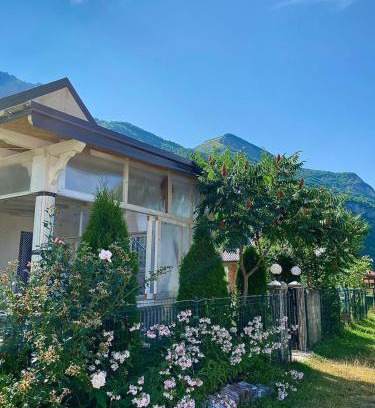 Vusanje House | Discover Lola Guest House - Child-Friendly Retreat, 9.6 Rated