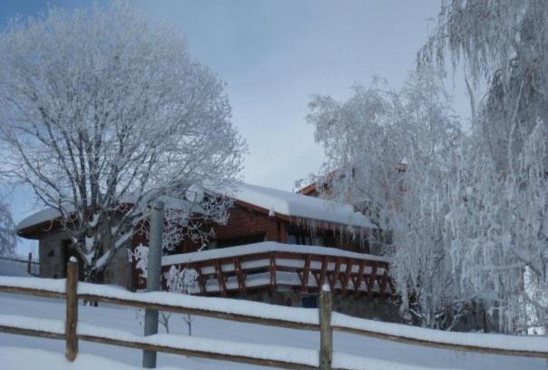 Farellones Cabin | Unforgettable Stays at Loma del Viento: Pet Friendly & More