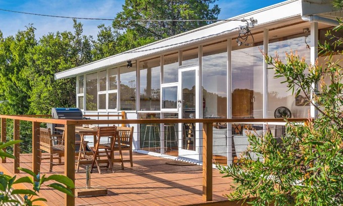 Coles Bay House | Discover Family-Friendly Comfort at Loma Talo - 4 Stars