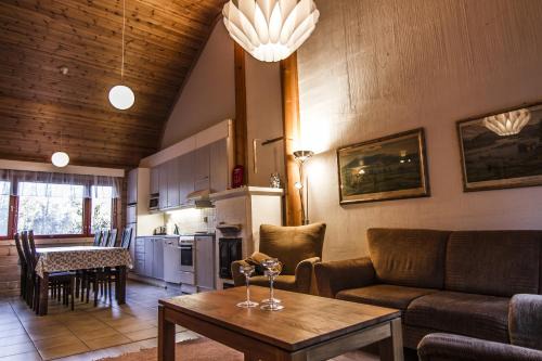 Vuokatti Apartment | Pet-Friendly Retreat at Lomakulkuri Apartments, Rated 9/10