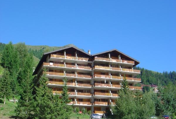 Grimentz Apartment | Discover Lona C 43: Pet and Child Friendly Retreat