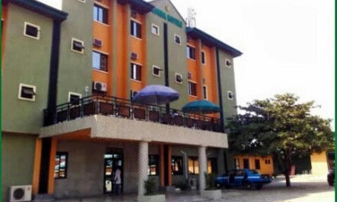 Port Harcourt House | Relaxing Room in Lodge at Londa Hotel and Suites