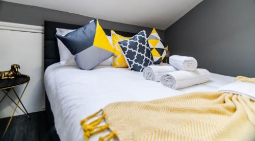 Hillrise Apartment | Cozy 1BR Studio with Private Bath in Central London