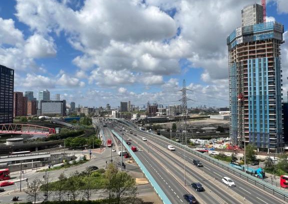 Canning Town Apartment | Comfortable Two Bedroom Apartment in London City