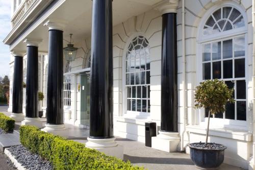 Waddon Hotel | Explore London at Croydon Aerodrome Hotel, BW Signature