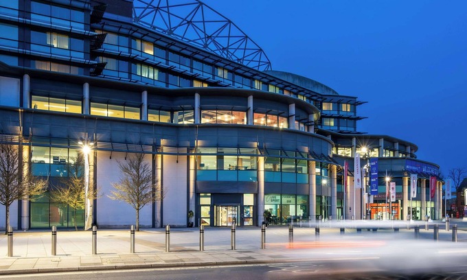 St. Margarets and North Twickenham Hotel | Discover Twickenham Stadium Hotel: A Radisson Gem