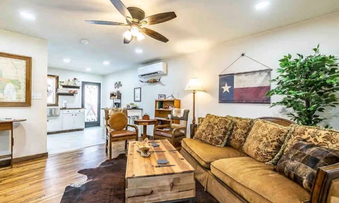 Lubbock House | Rustic Lone Star Suite with Kitchen & Fireplace, Rated 10/10