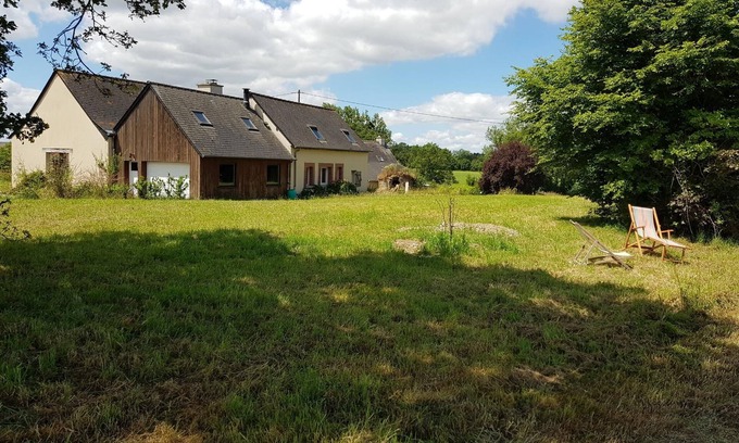 Chateaubourg Bed & Breakfast | Enchanting Longère Retreat with Garden & Family-Friendly Comfort