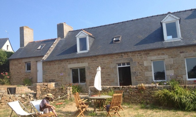 Ile-de-Brehat House | Scenic Longère Bretonne with Ocean View Near Phare du Paon