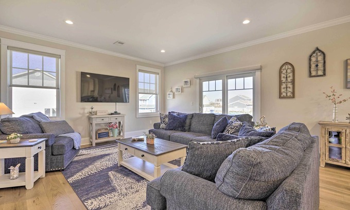Long Branch House | Beachside Retreat: Long Branch Home Near Ocean and Spa