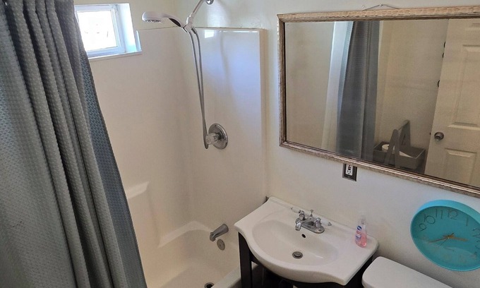 Temple City Apartment | Long Term 2 Months or more studio with AC and WiFi in marvelous Temple City