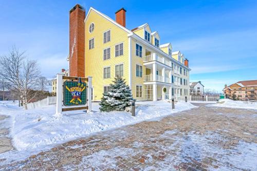 Stratton Mountain House | Relaxing Long Trail House Condos with Pool & Hot Tub