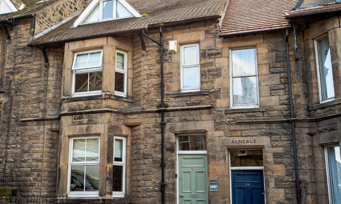 Alnmouth House | Pet-Friendly Retreat at Longshore - Ideal for Families